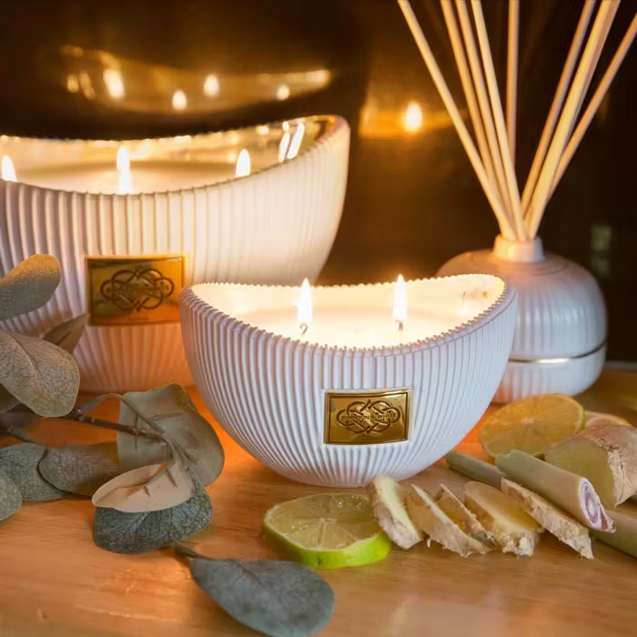 Johnson & WhiteBaliJohnson & White Bali 2 Wick candle 210g 3 Johnson & WhiteBaliJohnson & White Bali 2 Wick candle 210g