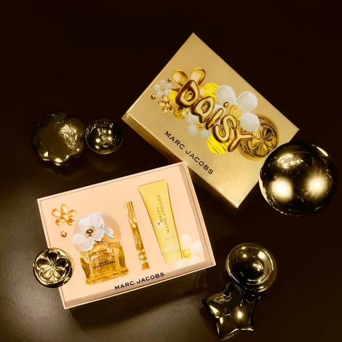 Marc JacobsDAISYEau De Toilette 100ml Gift Set 3 Marc JacobsDAISYEau De Toilette 100ml Gift Set