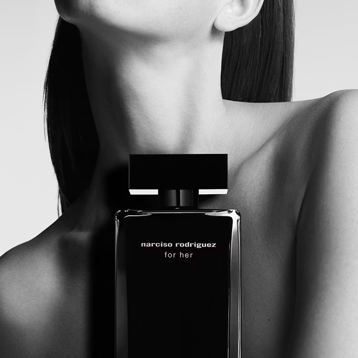 Narciso RodriguezFOR HEREau De Toilette 50ml 3 Narciso RodriguezFOR HEREau De Toilette 50ml